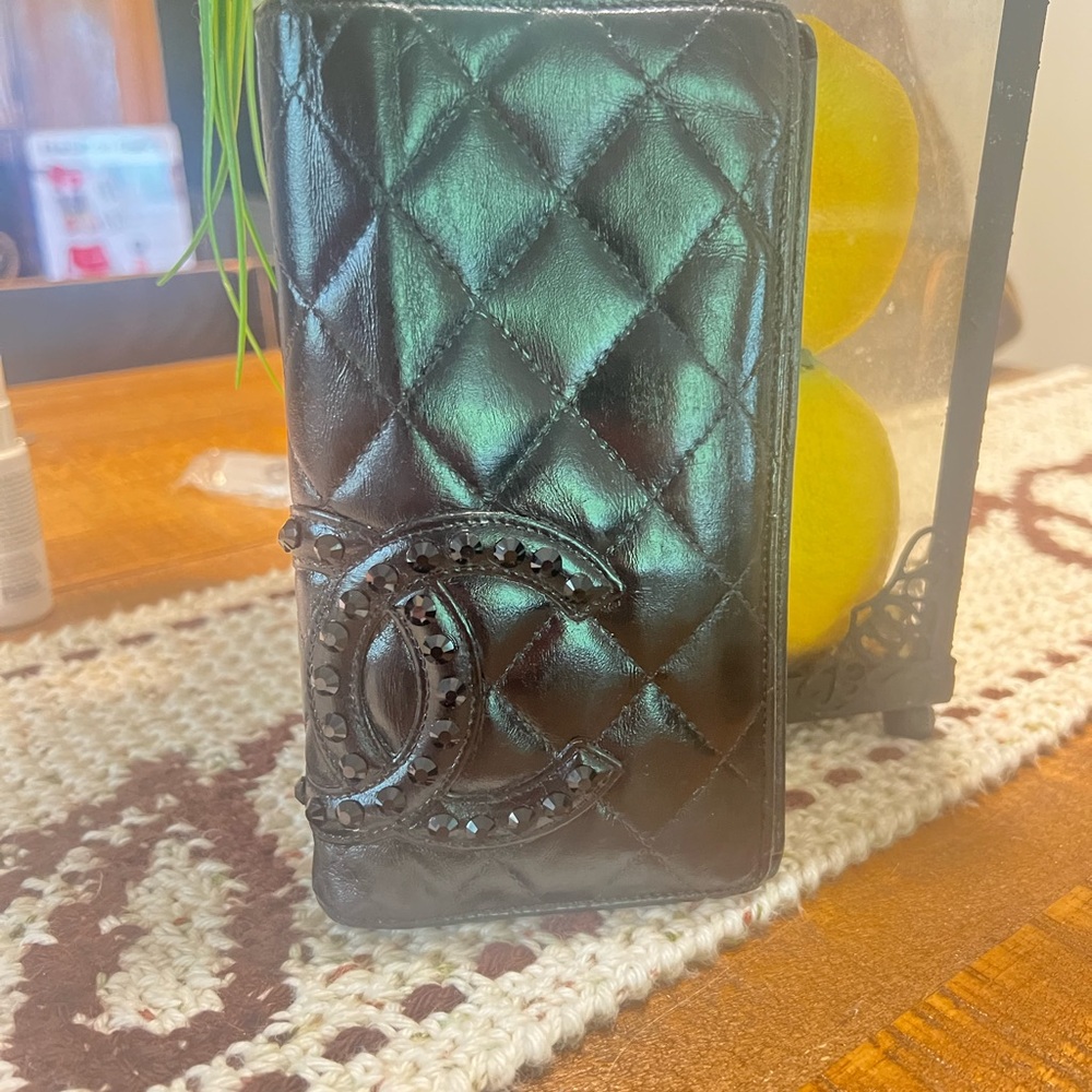 Authentic Chanel wallet/crossbody